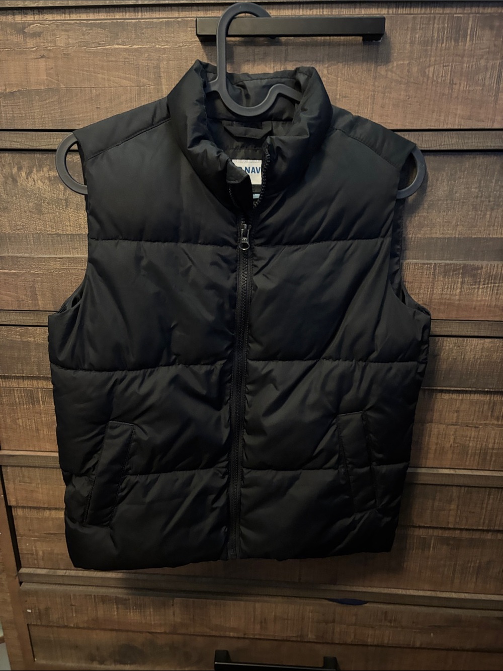 Old Navy Men's Black Quilted Puffer Vest